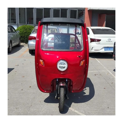 Triciclo elétrico para idosos Scooter elétrico de três rodas Van 1,3*0,95m Capacidade de classificação ≥25°