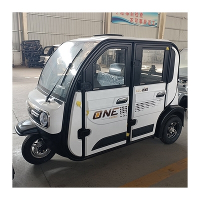 Disco dianteiro Disco traseiro Sistema de travagem de três rodas Mobilidade de três passageiros Triciclo elétrico