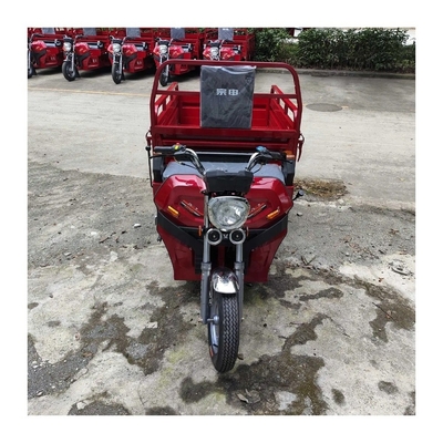 Triciclo especial de transporte de mercadorias com motor MXZS 1A13 e velocidade máxima de 60 km/h
